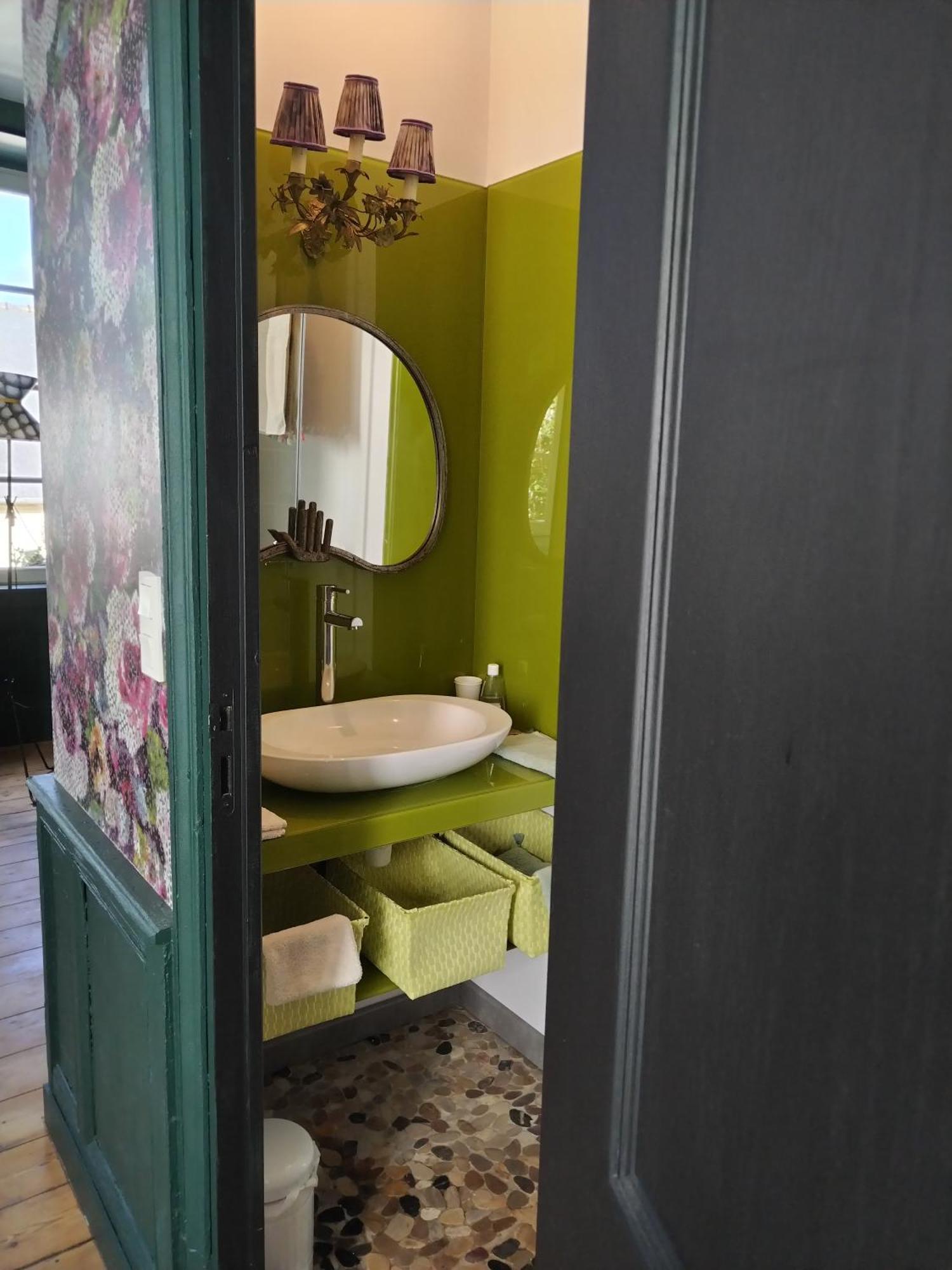 La Demeure Du Collectionneur Hotell Quintin Rum bild